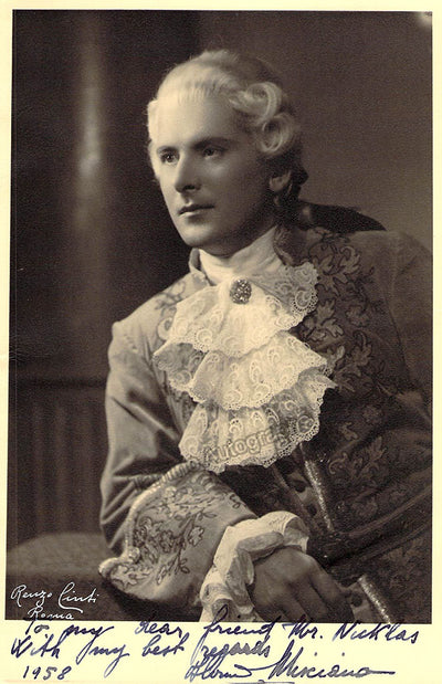 MISCIANO, Alvinio (Various Autographs)