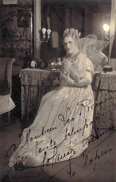 Marguerite in Les Huguenots