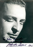 Kraus, Alfredo - Lot of 31 Signed Photos