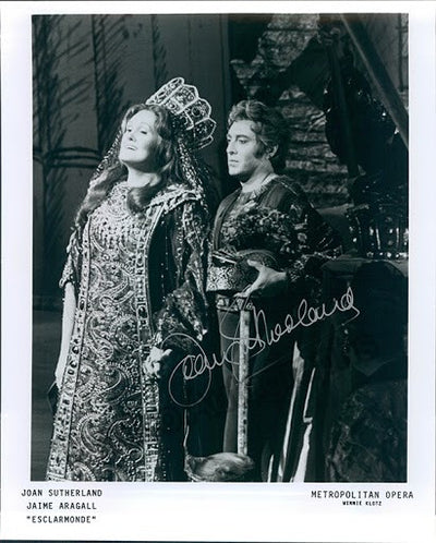 Sutherland, Joan - Signed photo as Esclarmonde